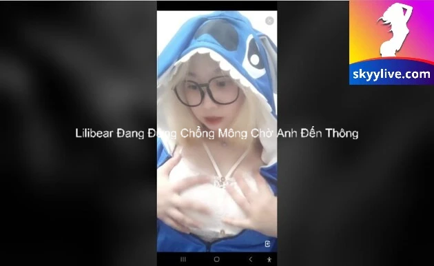 Lilibear Đang Đứng Chổng Mông Chờ Anh Đến Thông 4